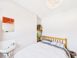 Photo 6- click for photo gallery